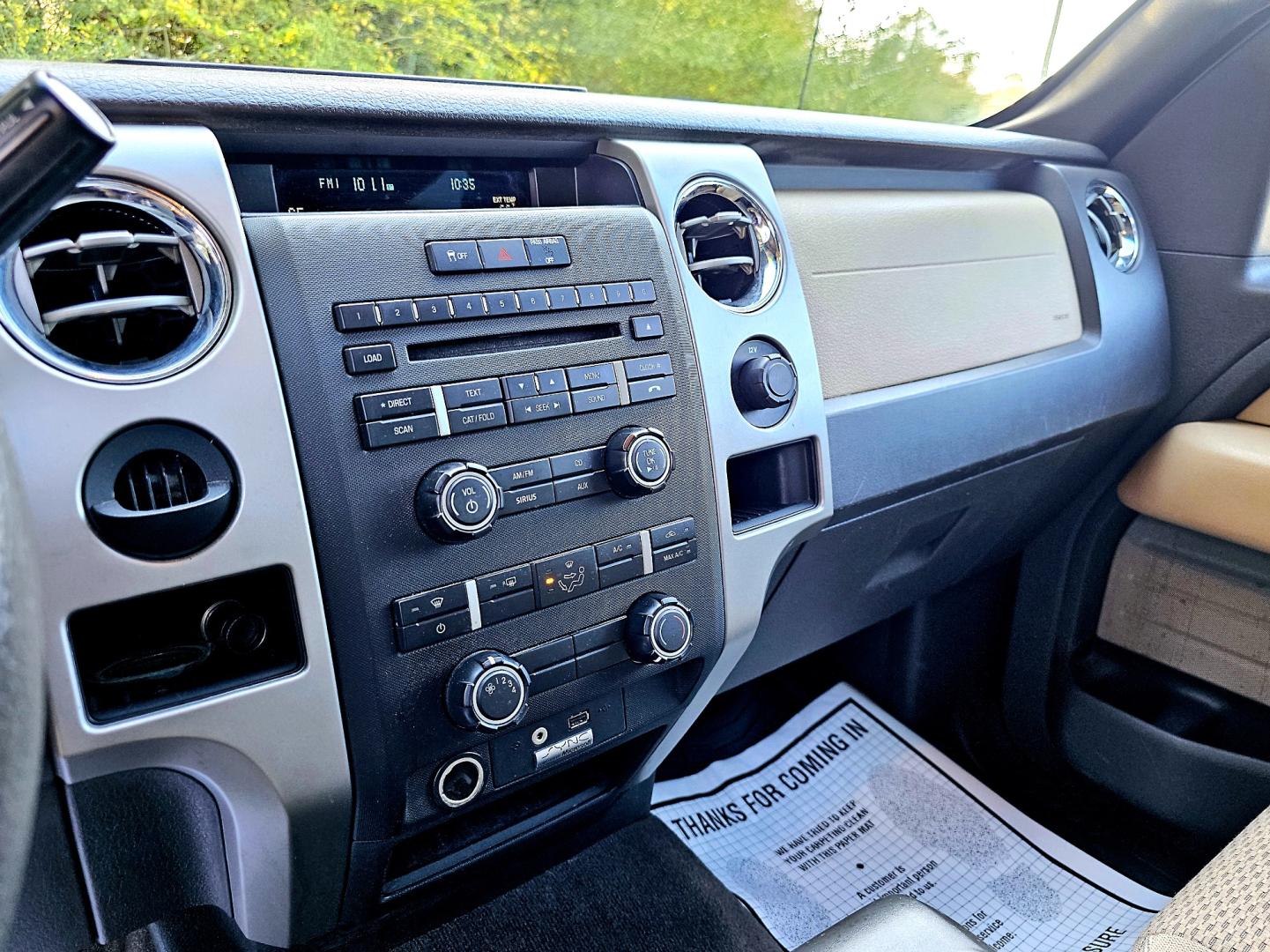 2011 White Ford F-150 LXT SuperCrew 5.5-ft. Bed 2WD (1FTEW1CM3BF) with an 3.7L V6 DOHC 24V engine, 4-Speed Automatic transmission, located at 18001 Kellogg Rd, Saucier, MS, 39574, (228) 832-1441, 39.421459, -76.641457 - Photo#14